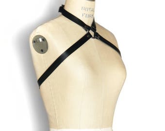 Orbital Harness -- Schwarzer Leder Brust Harness