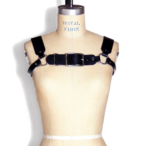 Alpha Harness -- Black Leather Chest Harness - Etsy display picture 2
