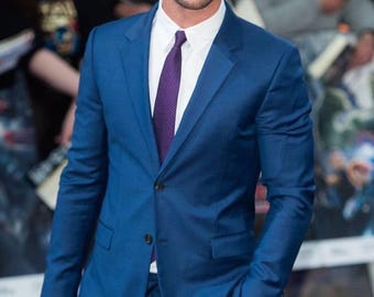 Klassischer zweiteiliger zweiteiliger Anzug für Herren in blau