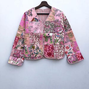 Patchwork Quilted Jackets Cotton Floral Bohemian Style Fall Winter Jacket Coat Streetwear Boho Quilted Reversible Jacket for Women