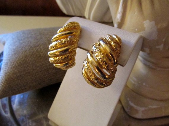 givenchy clip on earrings