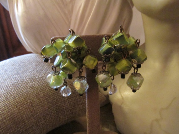 HOBE Green Dangle Earrings, Crystal Dangle Earring