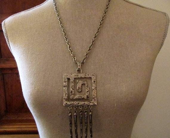 HOBE Texture Pendant Necklace with Fringe, 1970s B