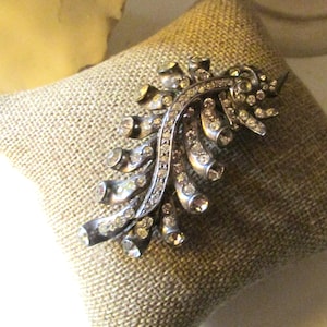 Vintage EISENBERG Sterling Rhinestone Fur Clip Brooch
