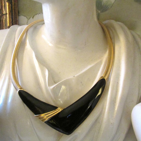 Vintage MONET Black And Gold Modern Choker, State… - image 4