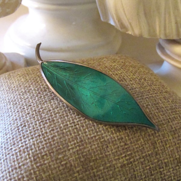 Vintage DAVID-ANDERSEN Enamel Leaf Pin, Mid Century, Guilloche Sterling, Yellow Enamel Brooch, Mid Century Leaf Pin