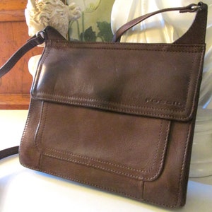 Vintage FOSSIL Slim Messenger Bag, Brown Leather Crossbody, Two Sides, Snap Flaps, Travel Bag