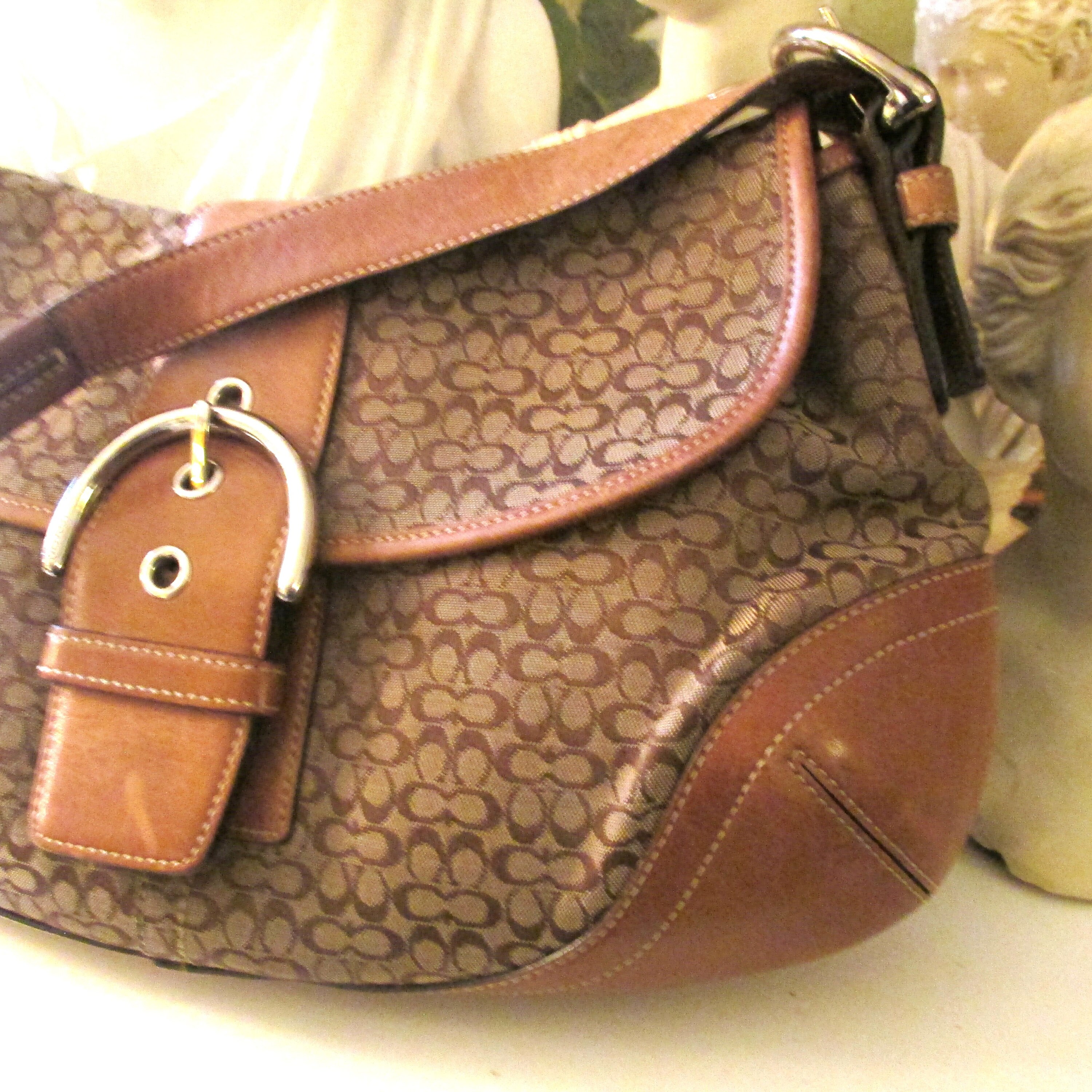 Vintage COACH Soho Bag F06808, Signature Sufflette Cloth Vintage COACH Soho Bag F06808, Signature Sufflette Cloth