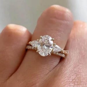 Oval Moissanit Ring Set 2.5ct Trilogy Verlobungsring mit Eternity Band