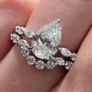 Pear Cut Moissanite Engagement Ring Set 14K Gold Engagement Ring Vintage Bridal Set Diamond Wedding Curved Anniversary Promise Ring Gift