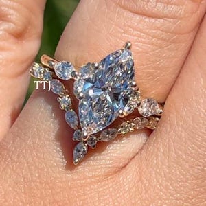2CT Marquise Cut Moissanite Engagement Ring Set Vintage Solitaire Ring With Unique Matching Wedding Band 14K Gold Ring Gift For Women