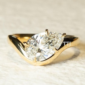2.5CT Pear Moissanite Engagement Ring Bypass Band Unique Ring 14K Solid Gold Ring Wedding Ring Curved Band Promise Ring Anniversary Gift