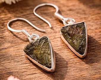 Äkta Moldavitörhängen, 925 Sterling Silver, Naturlig Tjeckisk Kristall, Läkande Droppörhänge, Boho Handgjorda Smycken, Present till Henne