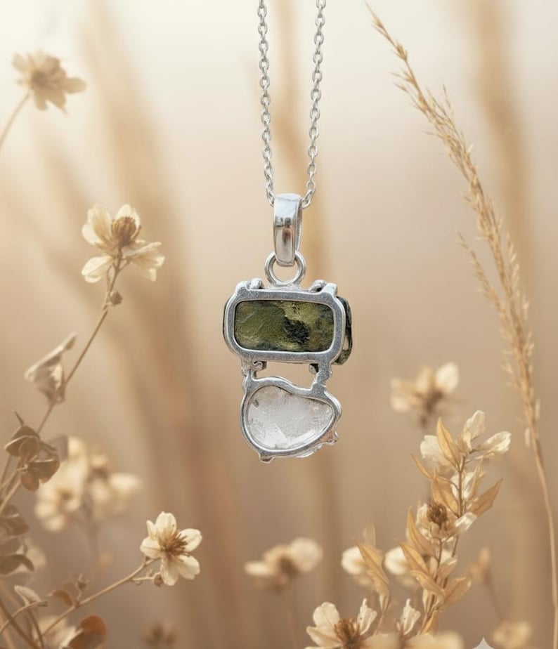 Naturligt Moldavit & Herkimerhänge, 925 Sterling Silver, Läkande Kristall Från Tjeckien, Rå Moldavit Energihänge, Boho Smycken bild 3