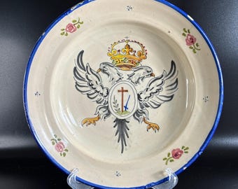 Spanish Majolica Plate – Heraldic Double-Headed Eagle, Crown & Cross, ca. 1930–1960, 33 cm