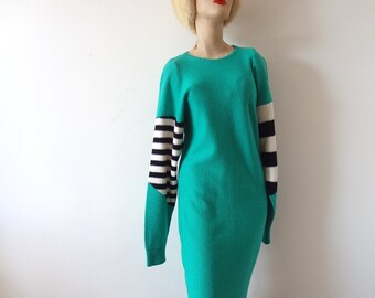 1980s Knit Dress.  Steve Fabrikant avant garde sheath dress. Designer vintage sweater dress size S.
