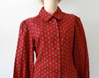 1970er Jaeger Floral Print Bluse / Knopf vorne Baumwollshirt / Designer Vintage