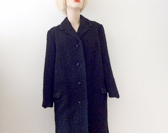 1960s Black Wool Suit / boucle coat and pencil skirt / vintage fall and winter fashion