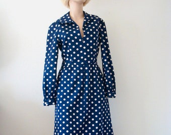 1970er Jahre Mollie Parnis Kleid / Mod Polka Dot a-Linie Mantel / Designer Vintage / Größe M