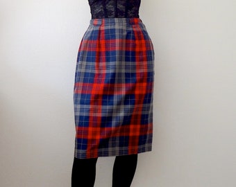 1950s Pencil Skit / 50s plaid straight skirt / preppy vintage