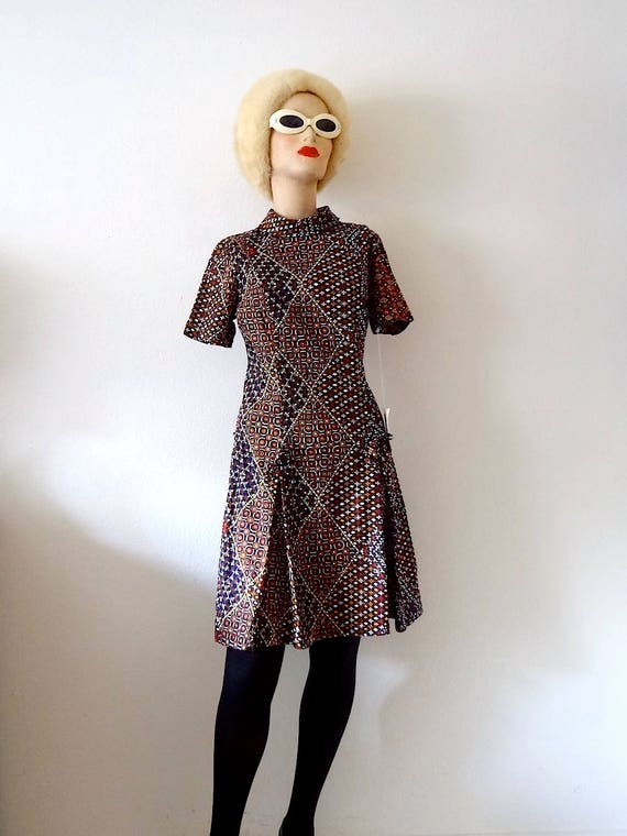 1960s Mod Mini Dress / ethnic novelty print a-line