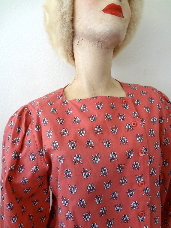 1980s Floral Print Cotton Blouse / Vintage Shirt - image 3