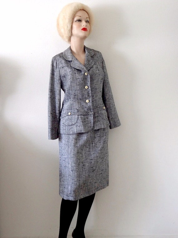 Vintage 1960s Suit - skirt and jacket - mad men office attire