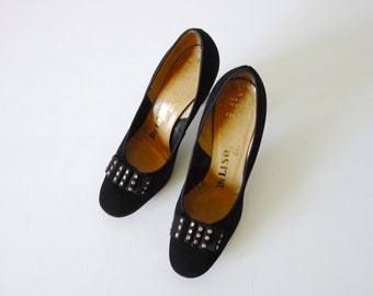 1950s Black Suede Pumps | De Liso Debs high heels with rhinestone bows