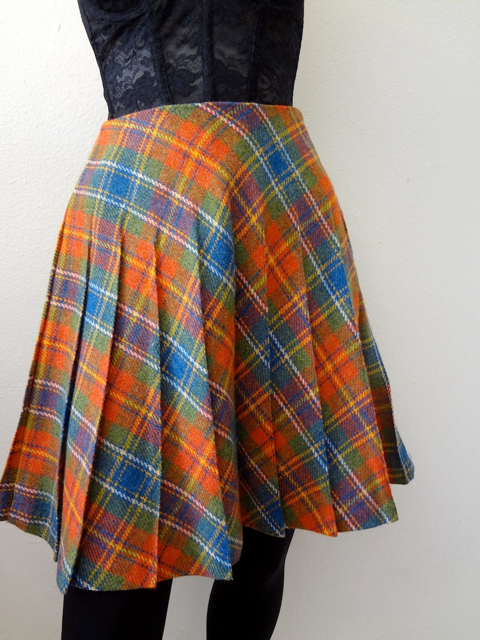 Retro Plaid Pleated A-Line Skirt
