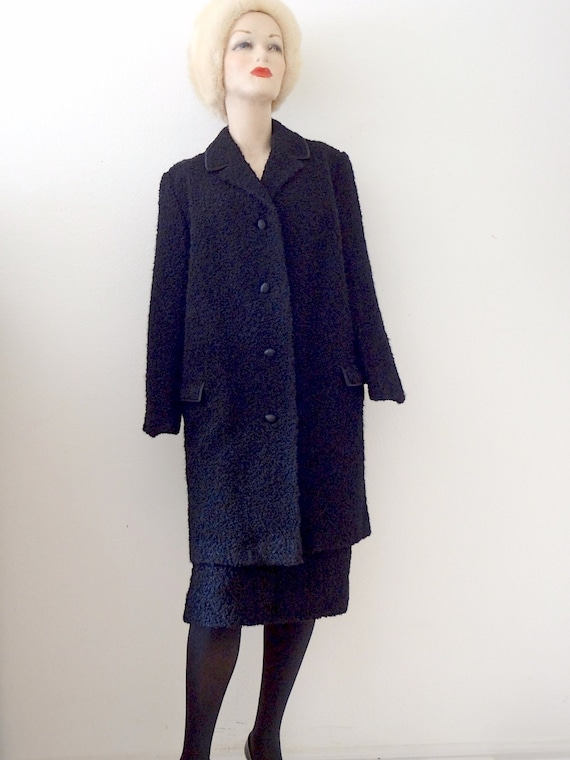 1960s Black Wool Suit / boucle coat and pencil sk… - image 1