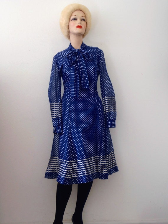 1960s Polka Dot Day Dress / mod secretary shirtwa… - image 1