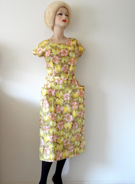 1950s Cotton Day Dress / Floral & Fruit Print Shea