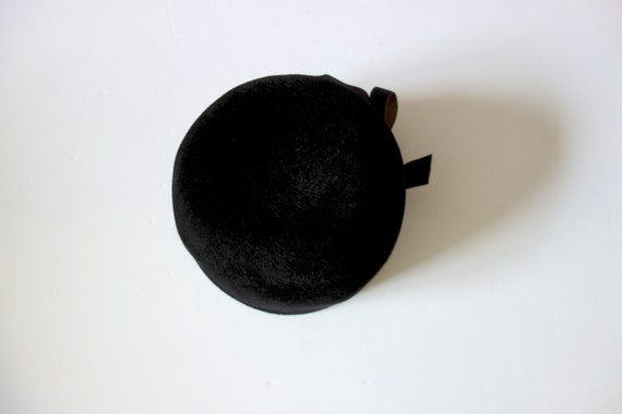 Vintage 1960s Mod Cloche Hat - image 7