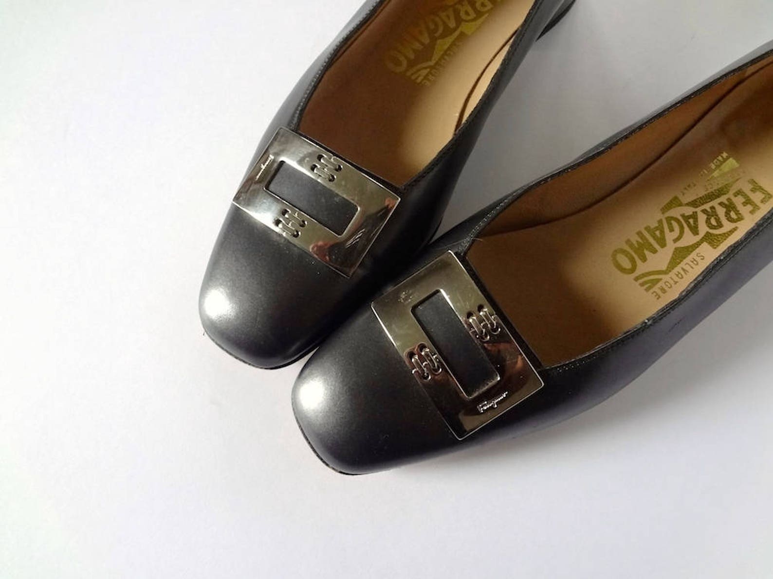 vintage ferragamo ballet flats leather low heel shoes with metal buckle - size 36b