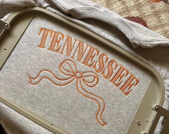 Embroidered Tennessee State Bow Sweatshirt || Unisex Ash Gray Crewneck