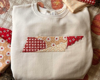 Embroidered Tennessee State Appliqué Sweatshirt || Cozy Unisex Crewneck