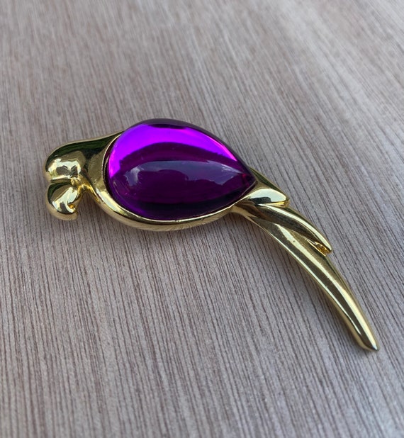 Vintage large jelly belly gold tone parrot brooch… - image 5