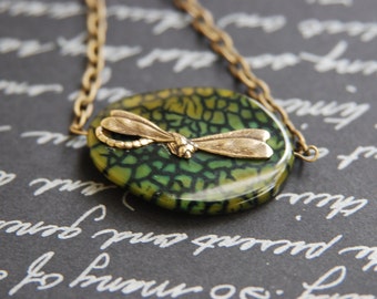 Dragon fly's delight 2-Charm on dragon veins glass bead