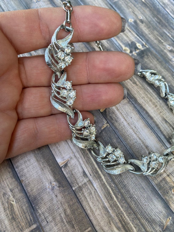 Stunning vintage Coro style silver tone leaf and … - image 6