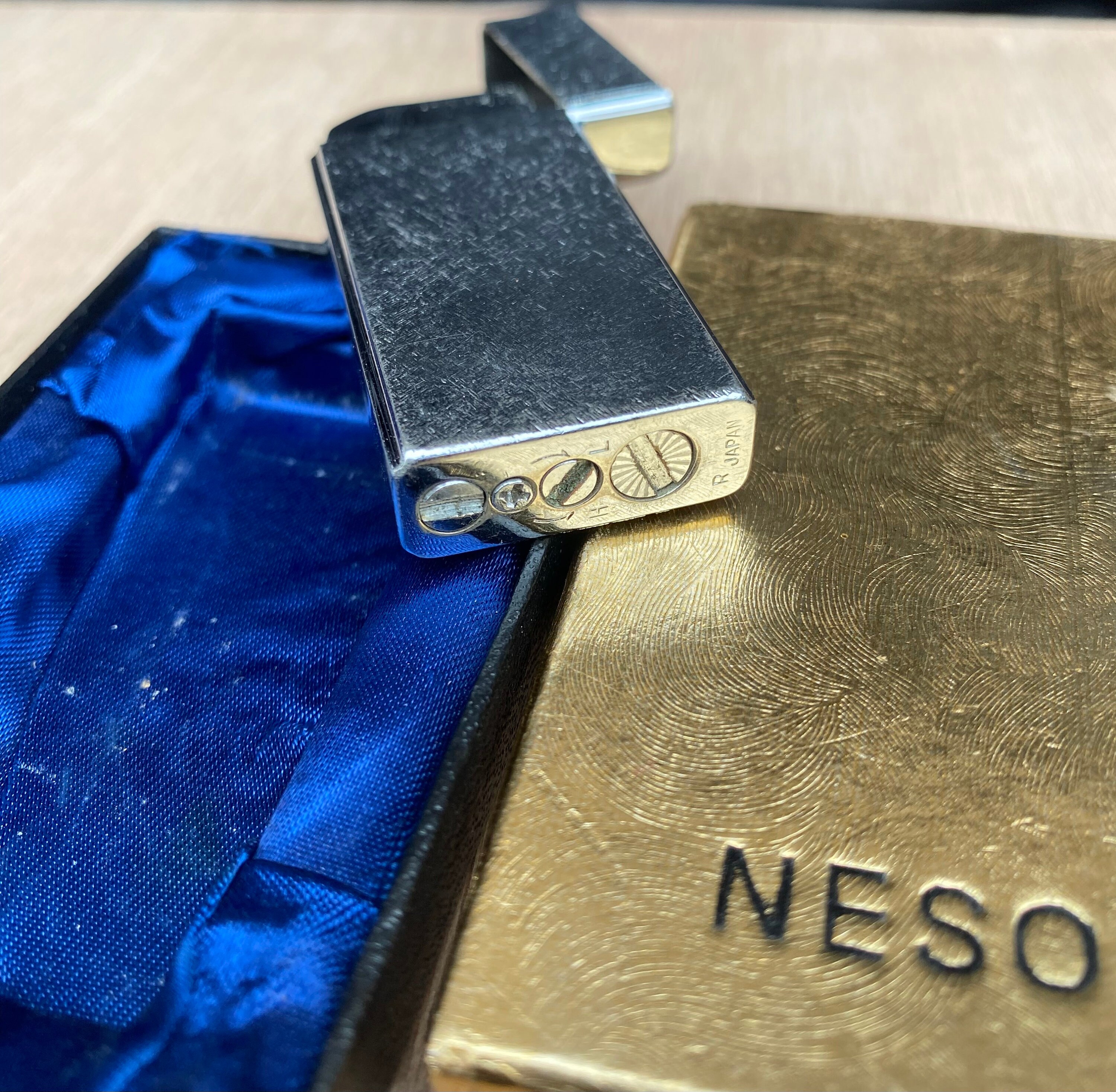 Vintage Nesor 410 Lighter in Box - Etsy