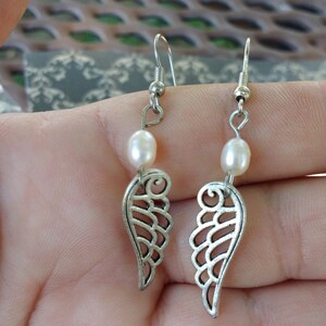 Silver tone wings earrings bird pearl beads image 4