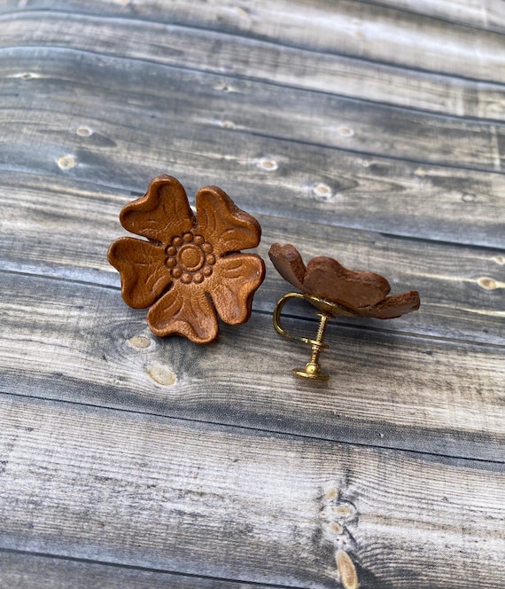 Pretty vintage carved leather flower screw back e… - image 3