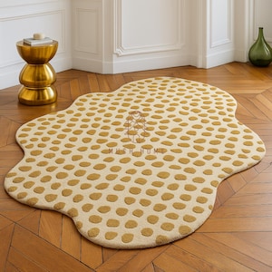 Hand-Tufted New Zealand Wool Rug: Ivory Amoeba Design