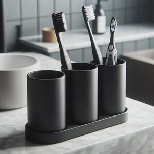 Set with toothbrush cup holder with 3 cups