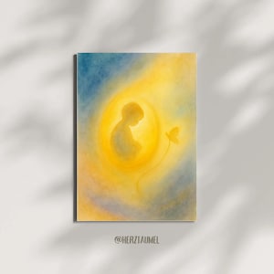 Waldorfinspirierte Karte „Geborgen im Licht“ – Kindersilhouette mit Schmetterling, Aquarell in Blau und Gold