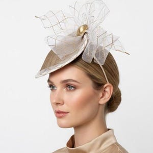 Champagne Gold Fascinator Hat with Sculpted Bow | Elegant Royal Ascot Hat | Wedding Guest Headpiece | Kentucky Derby Cocktail Hat