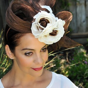 Kentucky Derby hat, brown fascinator, white flower fascinator, cocktail hat, tea party fascinator, wedding hat, formal event hat, church hat