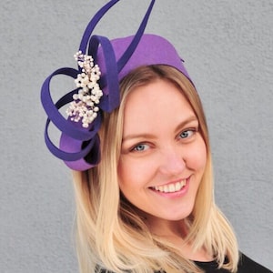 Purple fascinator with pearls, Kentucky Derby fascinator, mother of the bride cocktail hat, purple church hat, READY TO SHIP!