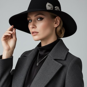 Fedora en feutre noir avec nœud en daim gris | Chapeau classique moderne minimaliste | Bonnet simple pour tous les jours image 1