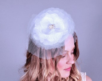 Bridal fascinator, bridal headpiece, wedding fascinator, white tulle flower, wedding veil